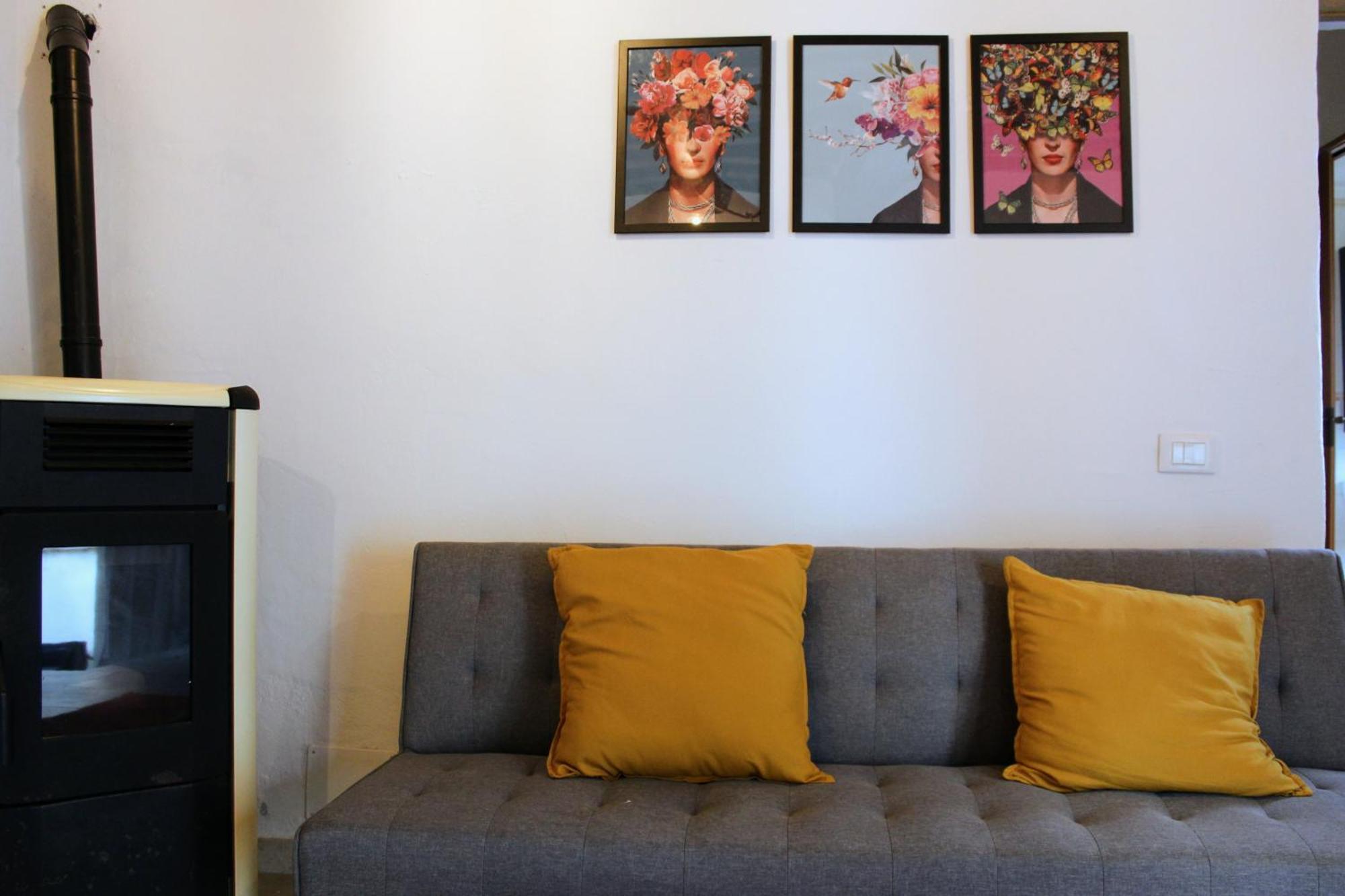 La Casina Apartment Montecatini Val di Cecina Bagian luar foto